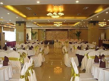 Moonstar Hotel 야안시 외부 사진